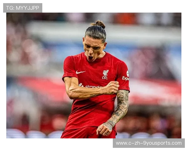 利物浦备战课上努涅斯高空争顶连续成功,克洛普称状态正在回暖